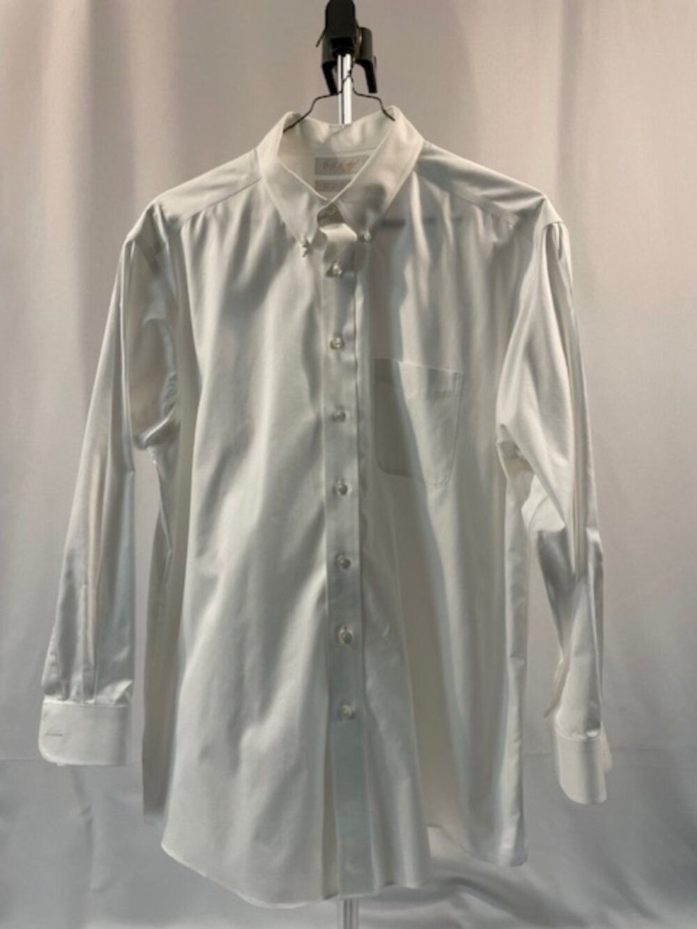 Men's White Roundtree & Yorke Dress Shirt